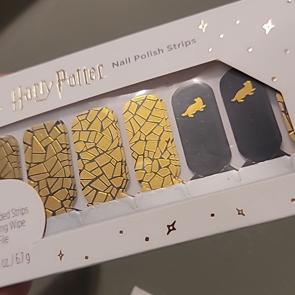2/$40 Harry Potter Nail Polish Strips Hufflepuff NWT